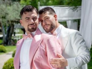 Zanzibar, due giovani napoletani respinti perché gay: ore di attesa in aeroporto, poi il rientro in Italia
