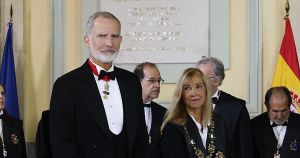 ¡Abajo los jueces y los tribunales!