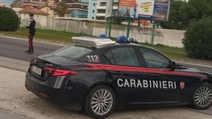 Accusato di spaccio e minacce a ragazze