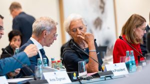 L’economista: presto altri aumenti. “Lo choc energetico va contenuto”