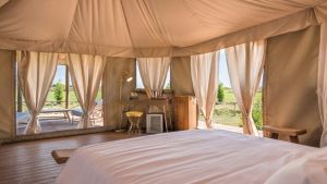 Il boom del campeggio in veste glamour. Dal Veneto alla Sardegna il nuovo lusso delle vacanze outdoor