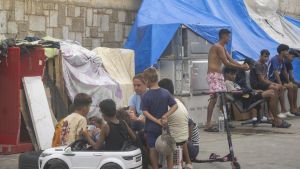 Así aborda la prensa de Marruecos la crisis de Ceuta: desde críticas a la política 