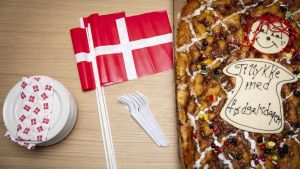 Skattejagt, heliumballoner og gæster i cowboyudklædning. Voksne fejrer fødselsdage, som var de børn igen