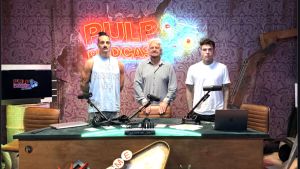 Grillo ancora all'attacco. L'offensiva anti Conte passa dal podcast di Fedez