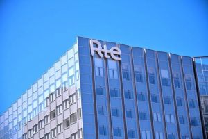 Une salariée de RTE licenciée pour le port d’un foulard, selon la CGT Énergie