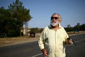 Incendie en Gironde : le parquet de Bordeaux enquête sur le pare-feu du millionnaire Benoît Bartherotte