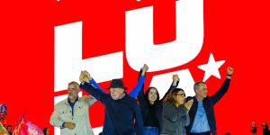Lula emerge mais forte de uma semana difícil