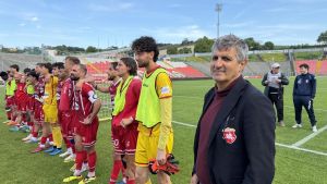 L’allenatore biancorosso non si fa prendere da facili entusiasmi dopo le vittorie in Coppa e nella prima di campionato col Notaresco. Maurizi non nasconde l’emozione del ritorno: 