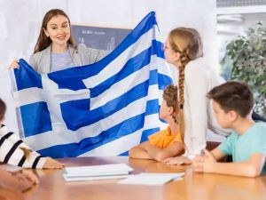 Гърция отвори училищата с над 10 000 празни учителски места
