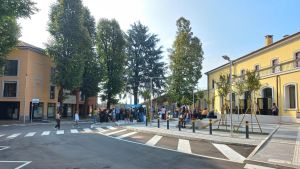 Treni fermi tra Codogno e Piacenza, caos in stazione: ritardi e bus sostitutivi
