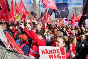 Gewerkschaftliche Petition gestartet: „Gegenwehr Jetzt!“