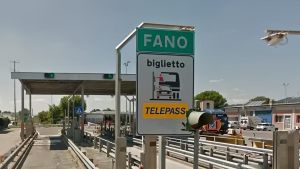 A14, due notti di chiusure tra Pesaro e Fano: tir e auto deviati sulla Statale 16