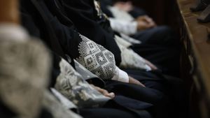 Cómo aprendí a dejar de preocuparme y amar las bombas judiciales