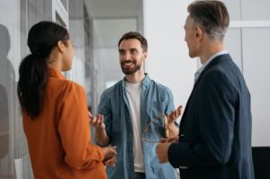 Communication experts say highly likable people do 10 things in conversations to build relationships