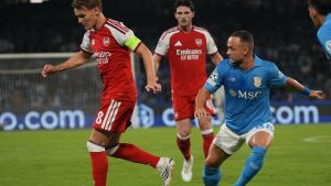 Napoli-Bologna 1-0, Allegri di 'corto muso' per la prima vittoria al Maradona: decide Lobotka