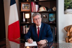 Militarismus kritisieren oder französischen Imperialismus verteidigen: Anasse Kazib antwortet Mélenchon
