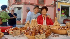 Un pan de escanda elaborado en Nava triunfa en el certamen de Grado: 