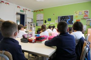 Ritorno a scuola, in Piemonte meno 7mila studenti, a Ivrea un convegno sulla valutazione