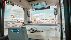 Am Flughafen Zürich fahren jetzt autonome Shuttlebusse ganz ohne Fahrer