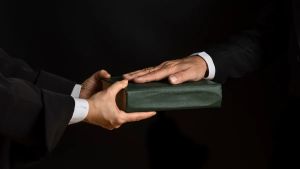Constituciones y religión