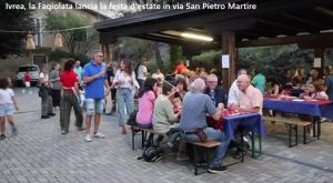 Ivrea, festa di fine estate con la fagiolata in via San Pietro Martire