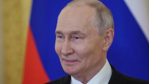 Vannacciani per Putin. Nel silenzio di Vannacci, la sua rete diventa una succursale non ufficiale di Russia Today