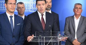 Most je, čini se, odlučio ponoviti svoj model iz 2017. i, ovaj put, otjerati Plenkovića