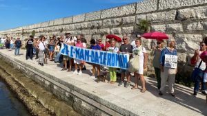 Ca’ Roman, continua la protesta: «Sorgerà un nuovo quartiere che danneggerà l’oasi naturale»