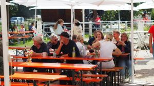 Dressur- und Springturnier lockt Familien und Reitsportinteressierte nach Hepbach