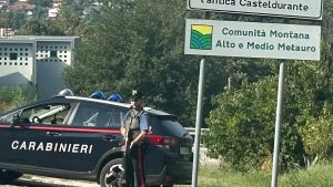 Ritrovato vivo il 15enne scomparso: sta bene, Urbania tira un sospiro di sollievo
