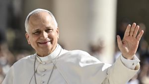 Fine dell'austerity in Vaticano: Papa Leone cancella i tagli agli stipendi imposti da Bergoglio