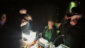 Der ganze Himmel leuchtet: Jahresfeuerwerk lockt Gäste zu Hunderten an