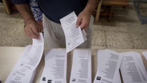 Fiscalía reclama información sobre una causa que ya fue archivada por la 'ley de nietos' antes de pronunciarse sobre la querella sobre Sofía Puente