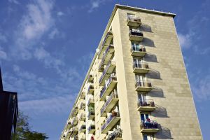 Crise du logement : face à la « lubie xénophobe » du RN, les bailleurs sociaux veulent recentrer le débat