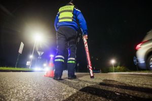 « Pris de panique », il tente d’échapper à un contrôle des gendarmes malgré le « stop stick » qui lui a crevé deux pneus