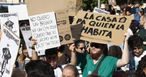 El CIS fija la vivienda a la cabeza de las preocupaciones en España y la inmigración cae pese a la crisis de Ceuta