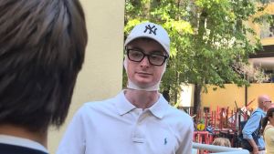 Il ritorno a scuola dei ragazzi di Crans-Montana: “Questa giornata è una rinascita”