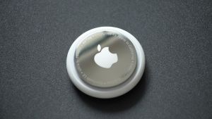 Apple Releases iOS 27 With Long-Awaited Siri AI Overhaul as New CEO John Ternus Officially Takes Charge