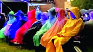 Concerto interrotto a Vigevano, c’è la diffida per Cocciante e gli organizzatori