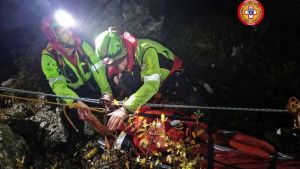Cresce il numero di soccorsi al buio: «Tra gli escursionisti mancano le basi»