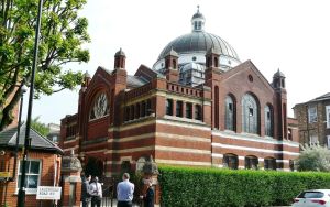 Two fireworks launched at London synagogue by gang of youths on Rosh Hashanah
