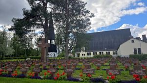 Lukijan mielipide: Kainuun sankarihaudat kuntoon