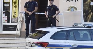 Mrtav muškarac pronađen u apartmanu u Šibeniku, djevojka (22) se bori za život