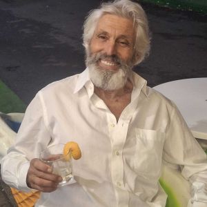 Голeмият актьор Юрий Ангелов поиска да стане студент на Димитър Маринов в Бургас: Щях да се явя тайно на изпитите