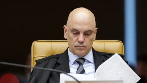 Supremo diante de um dos seus