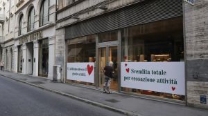 L’ultimo atto di Monti a Trieste: inizia il “fuori tutto”, chiusura entro l’anno