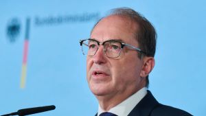 Der gemächliche Umgang mit der organisierten Kriminalität erstaunt