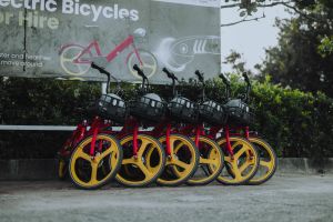 Bike sharing elettrico nella Puglia Imperiale: 200 bici e oltre 40 stazioni tra costa e Alta Murgia