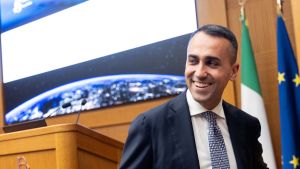 Di Maio: “Il partito di Grillo ha poco senso”