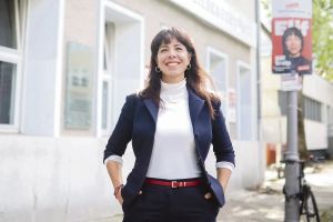 Allemagne : qui est Elif Eralp, la candidate die Linke aux élections régionales de Berlin